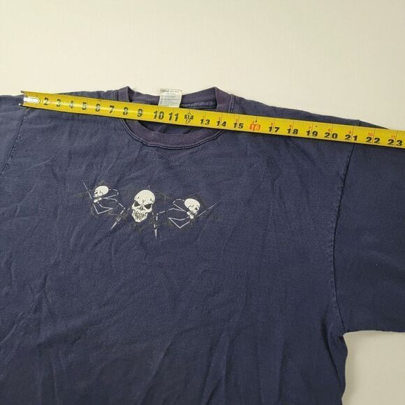 Vintage Y2K Affliction Style Skulls Distressed Grunge Goth Punk Rock Tshirt - Picture 7 of 9